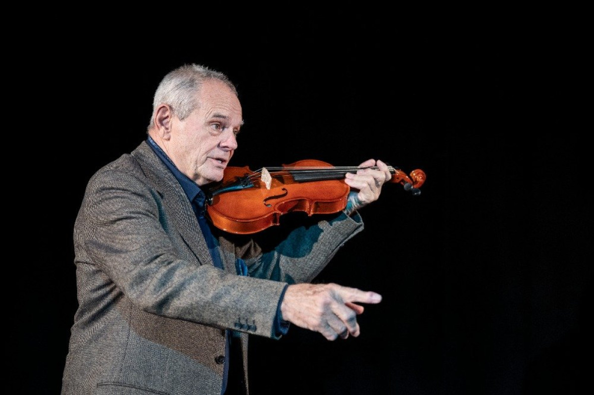 Falošná nota / Didier Caron